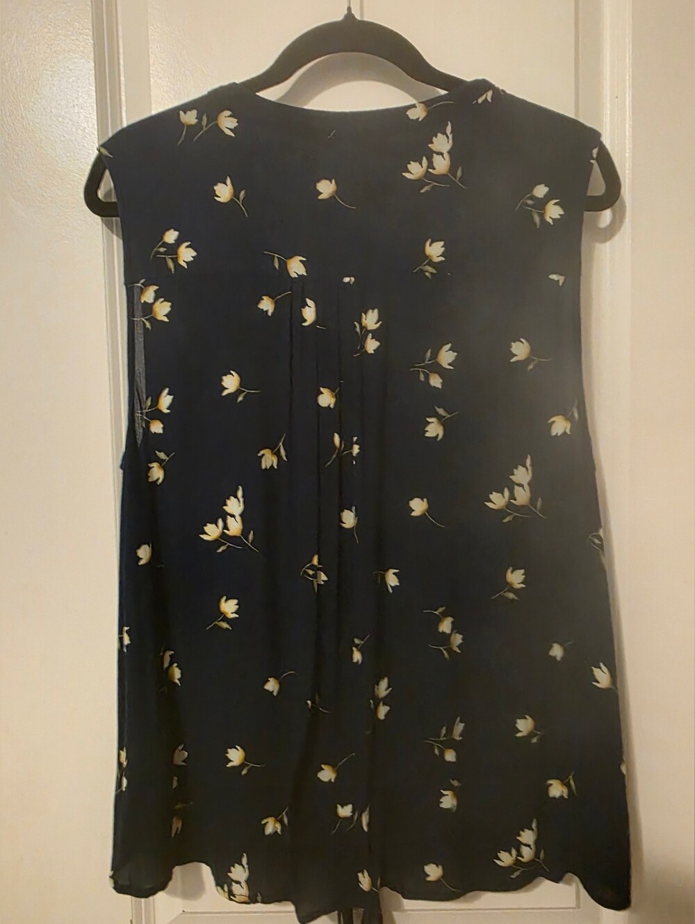 Lucky Brand Sleeveless button-down tie-front hem Size XL - Picture 2 of 5